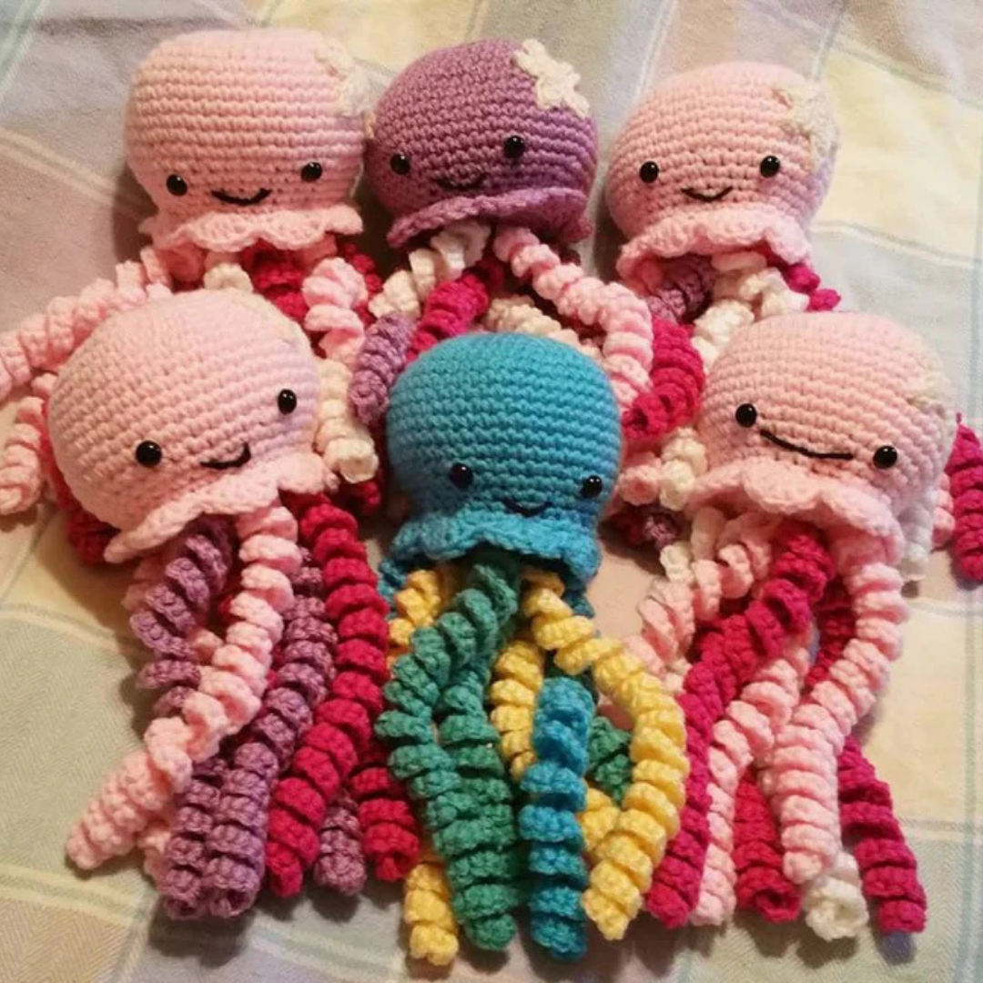 Haak je eigen vrolijke knuffelkwal!