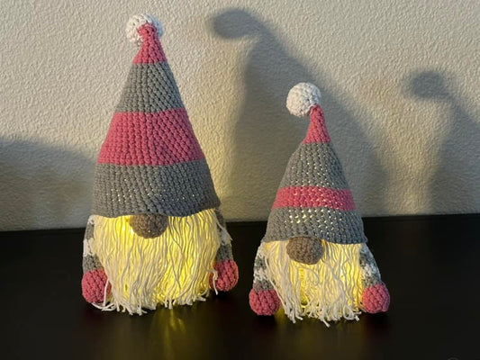 Kerstgnoom Haakpatroon NL – Maak je eigen feestelijke decoratie!